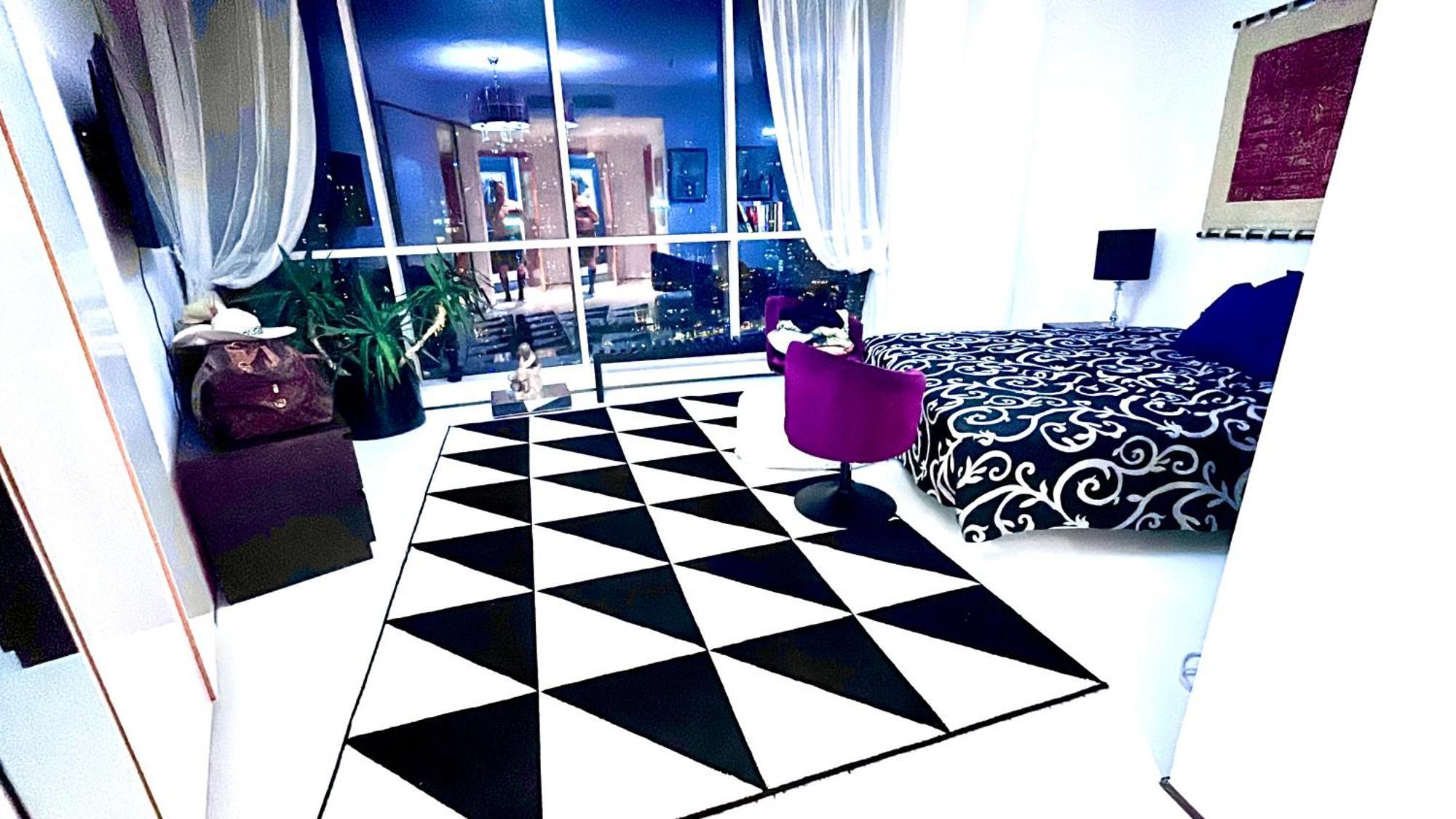 Guest house Guest In Vvip Penthouse With Terrace Full Sea View And Private Pool Due The Architecture Of The It S Not Avisable For Musli *